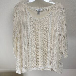 CHRISTOPHER & BANKS Crocheted Blouse w/Tank Lining. Cream